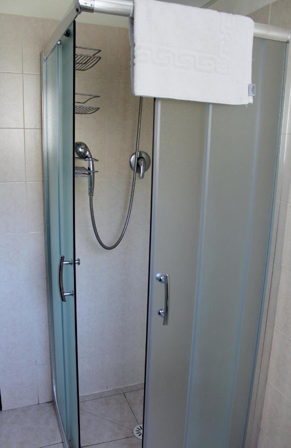 Aliyah Return Center Bed & Breakfast Degania Bet Room photo